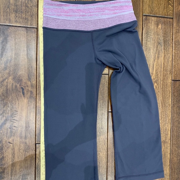 β¨ SOLD β¨ Lululemon Cropped Leggings π¦ - Picture 5 of 8